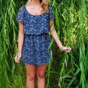 Blue Floral shift dress 🌺